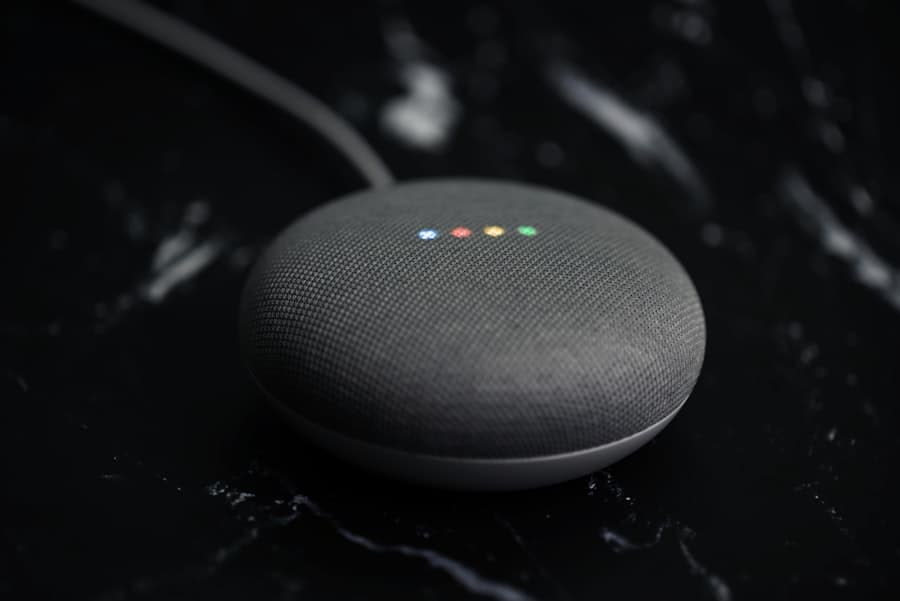 Smart speaker for multi-room audio